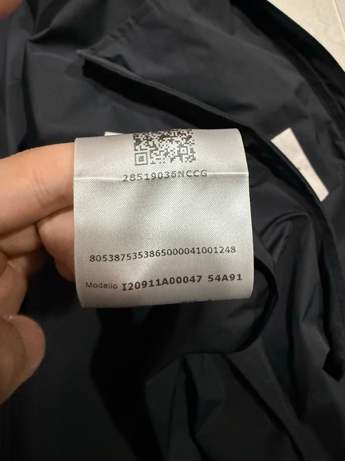 [당일출고,4사이즈] 몽클레어 미라 바람막이 상품이미지7