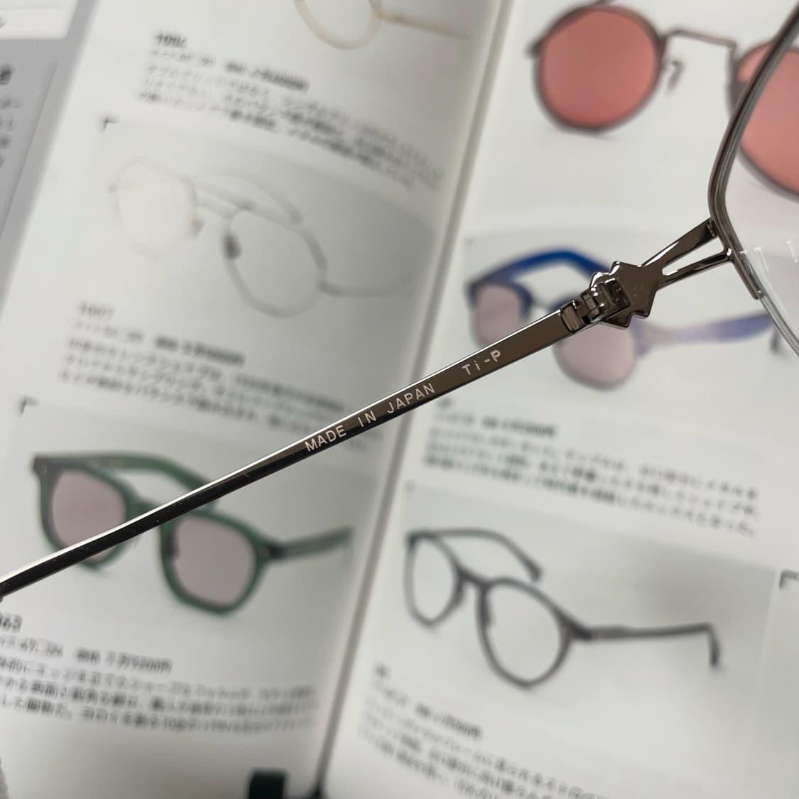 GIVENCHY 지방시 반무테 티타늄 안경 상품이미지7
