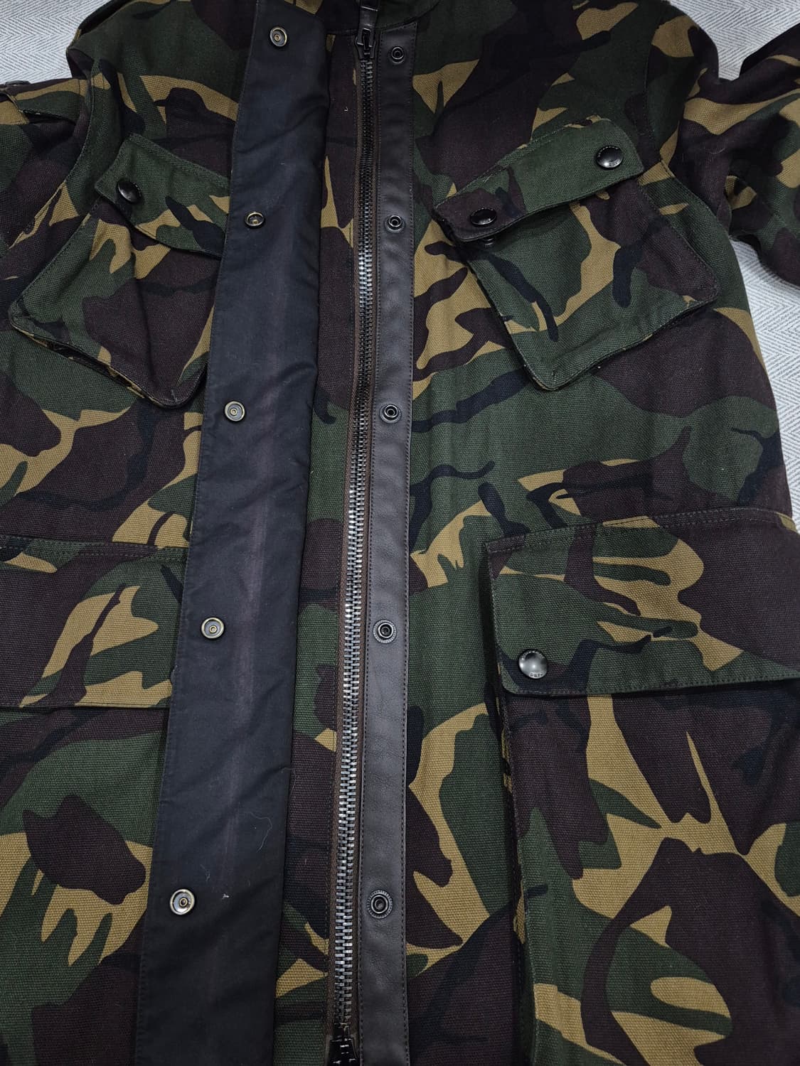 버버리 밀리터리 카모 야상 점퍼 자켓 남성 100사이즈 상품이미지3