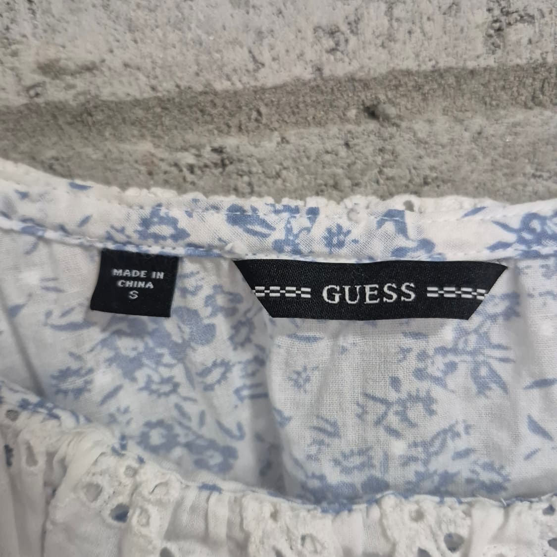 게스 guess 수지 플라워 아일렛 블라우스 상품이미지9