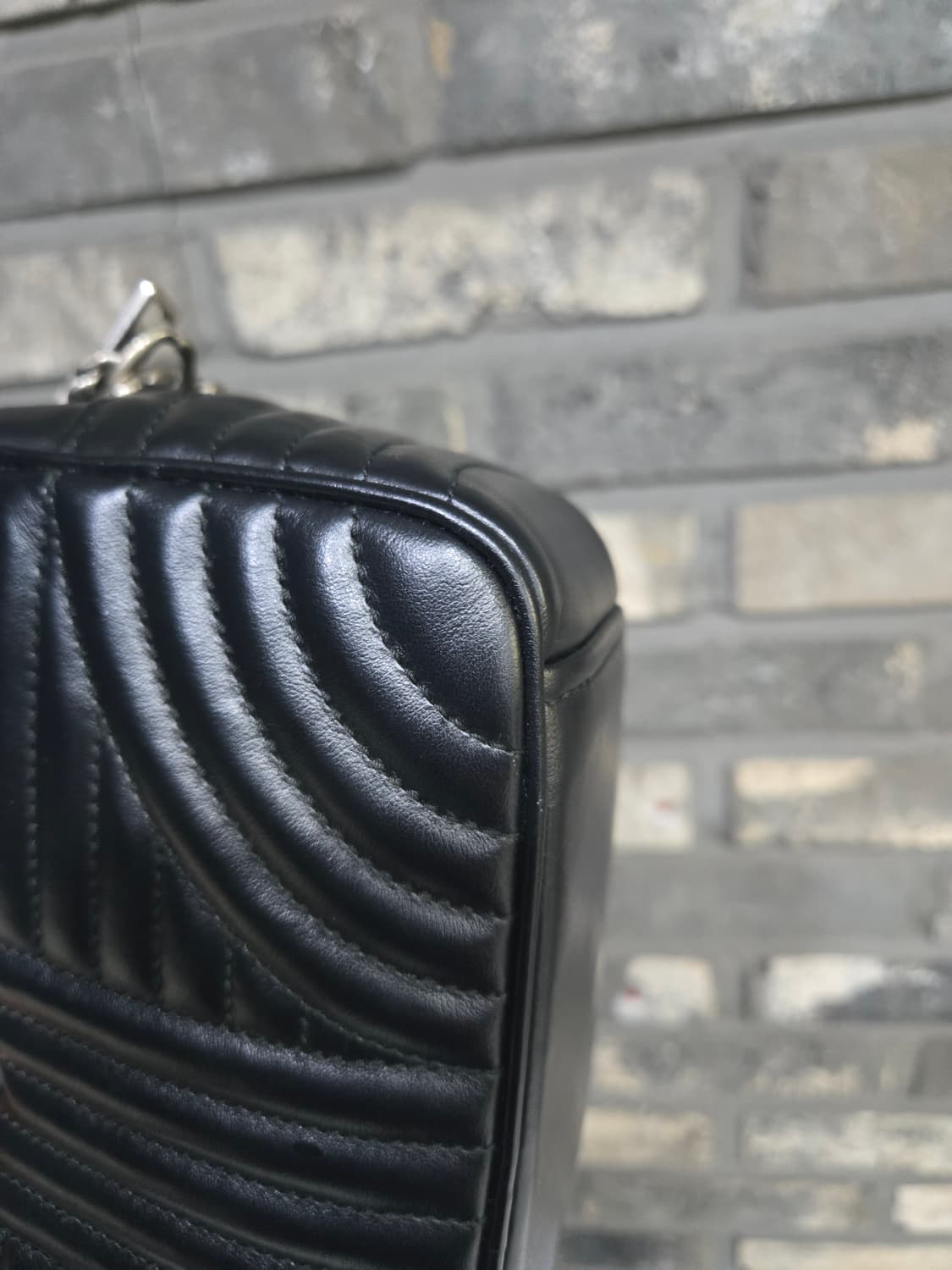 프라다 다이아그램 은장 상품이미지6