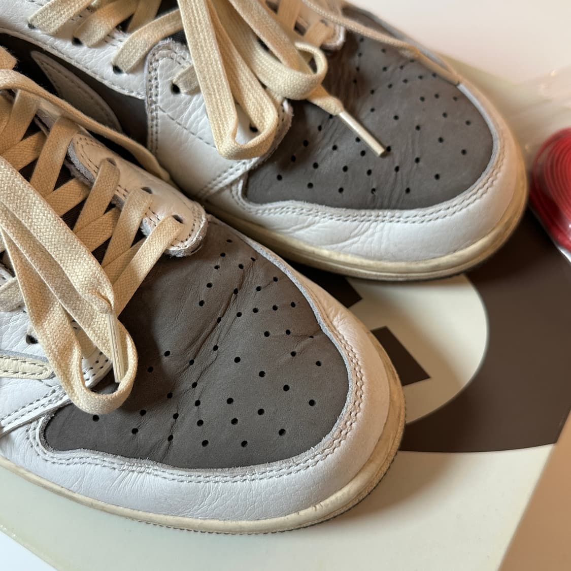 나이키 트래비스 스캇 로우 OG 280 상품이미지8