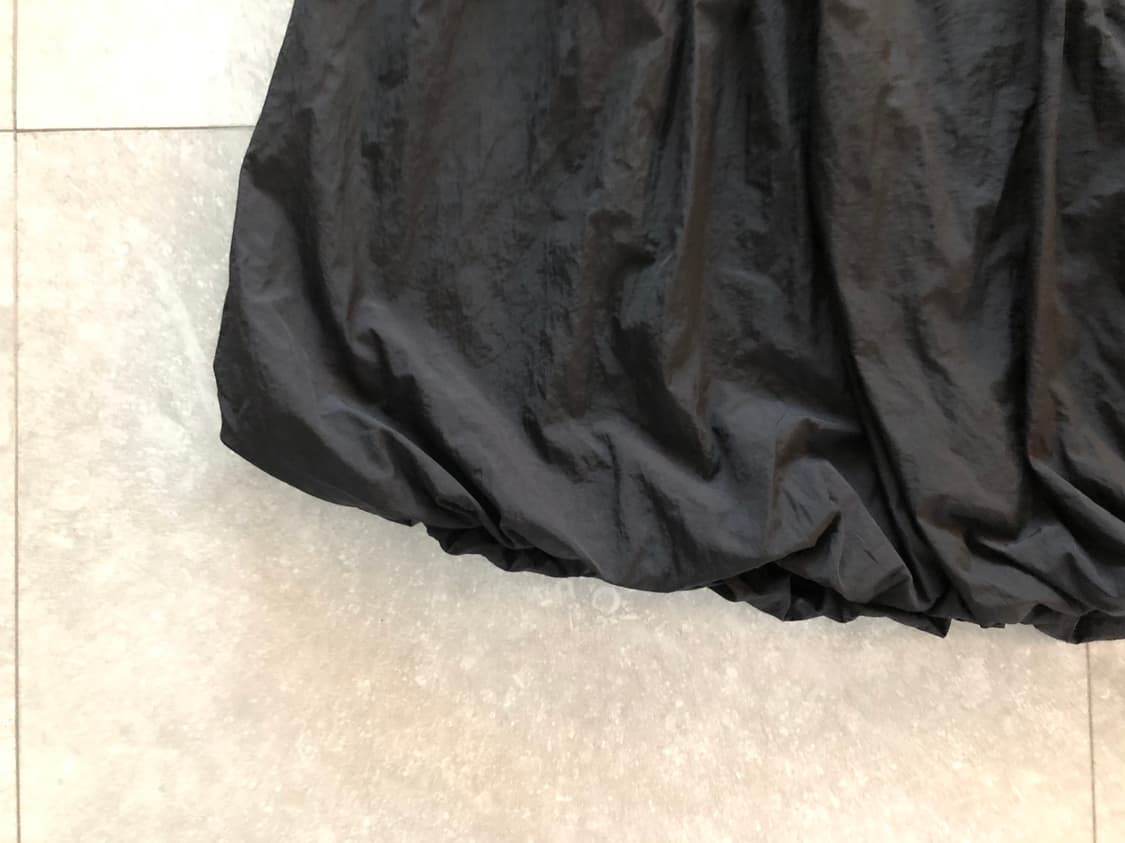 아카이브 무드 블랙 셔링 펌킨 롱스커트 상품이미지3