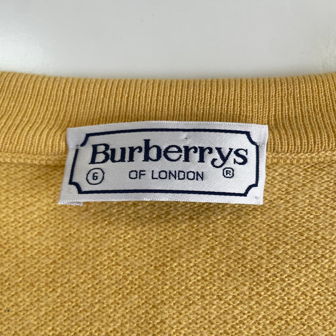Burberrys 버버리 90‘s 옐로우 기마로고 업버튼 거디건 상품이미지5