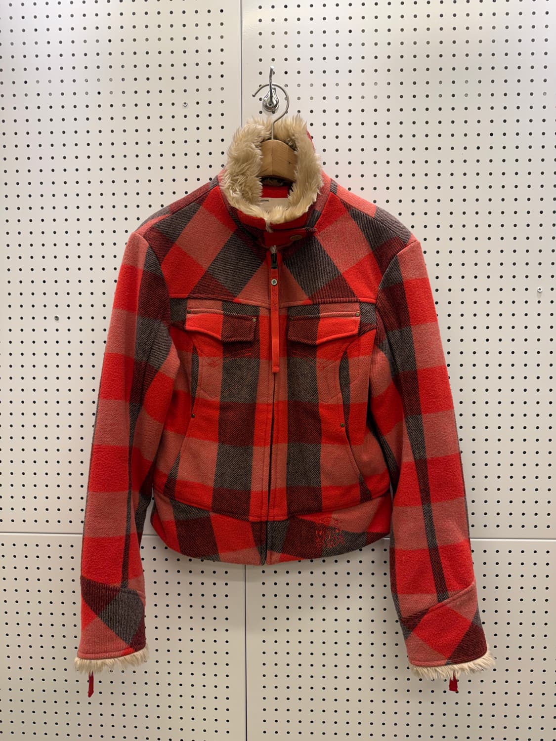 리바이스 체크 패턴 퍼 트리밍 집업 자켓 U508 상품이미지3