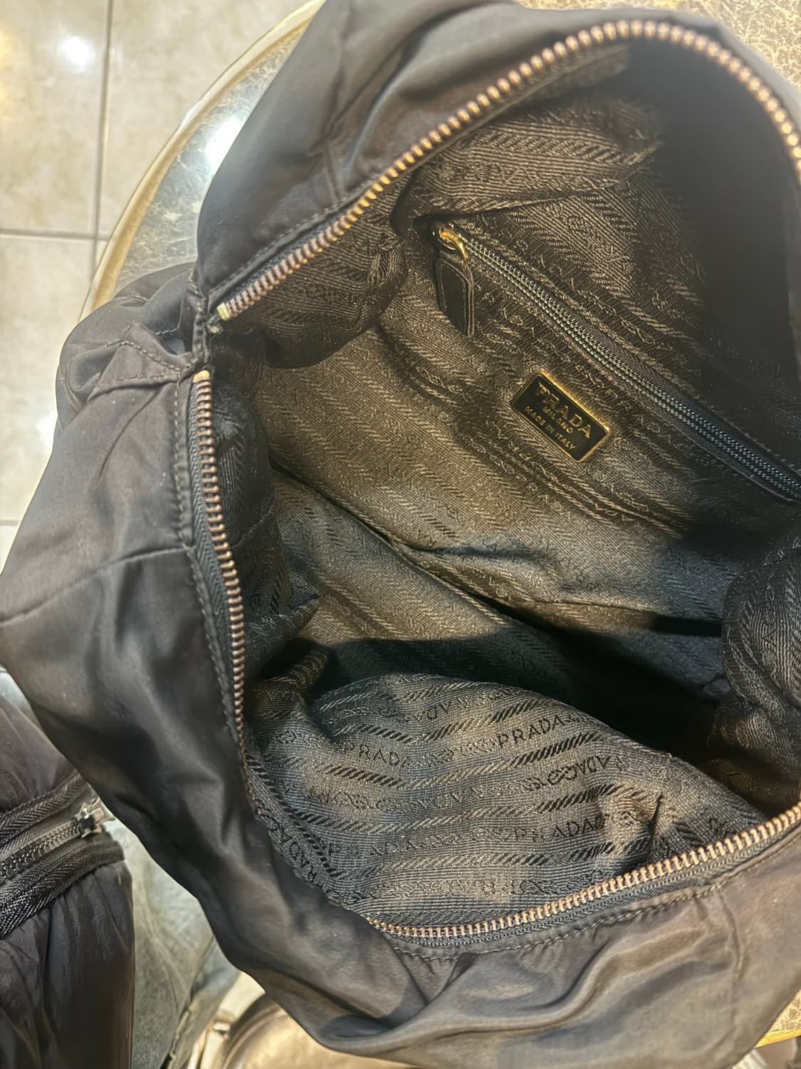 정품 프라다 나일론 퀄팅 체인 숄더백 팝니다 상품이미지6