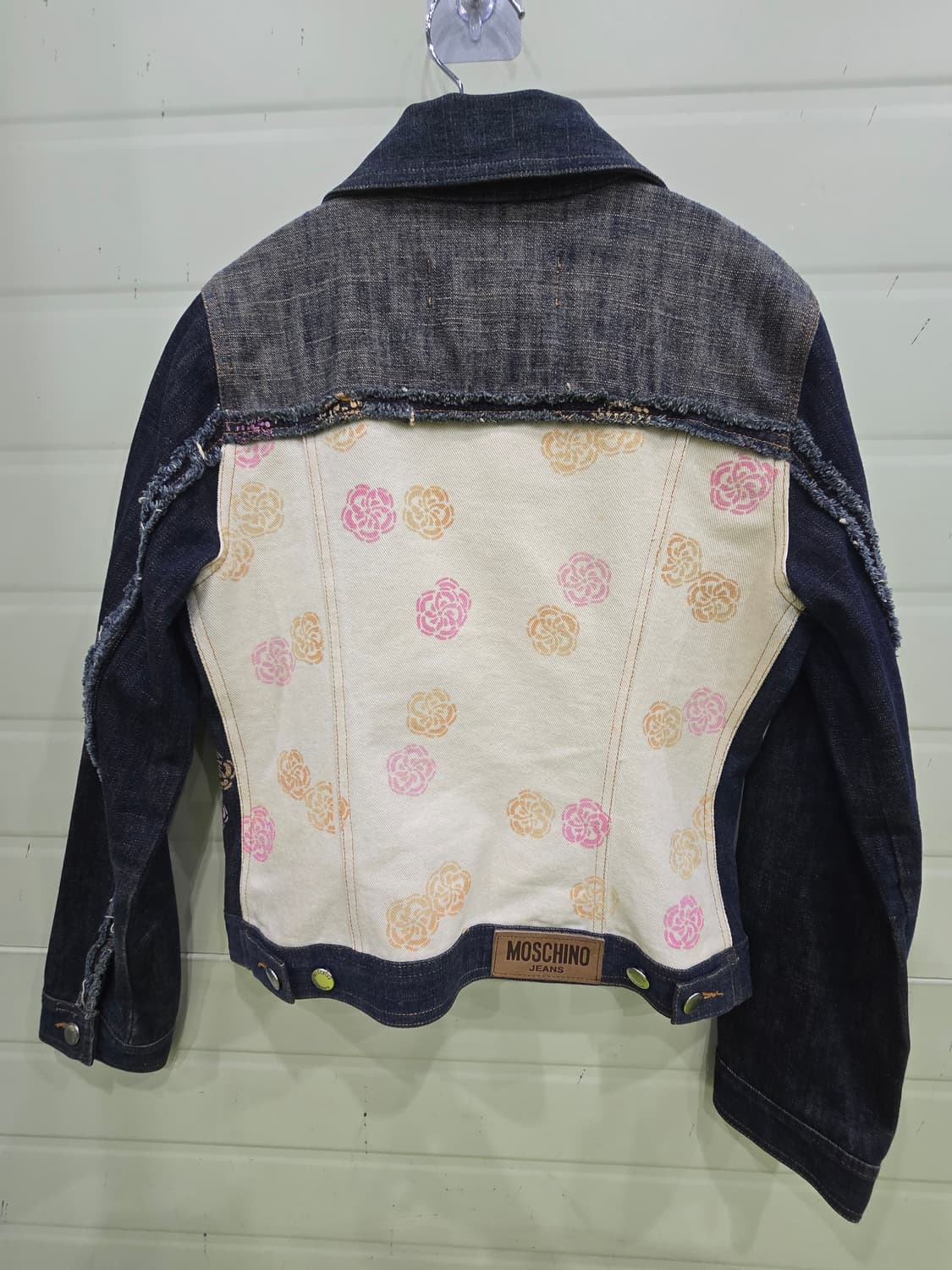 모스키노 플라워 프린팅 데님 자켓 상품이미지5