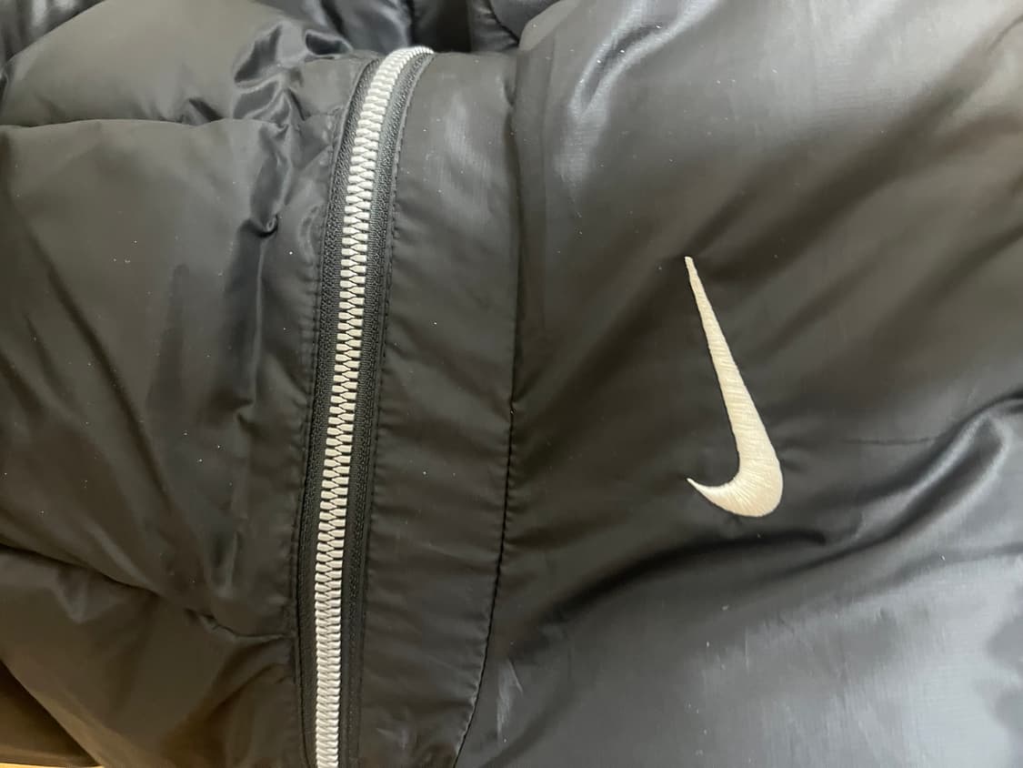 새상품급 정품 나이키 써마핏 패딩 M 상품이미지4