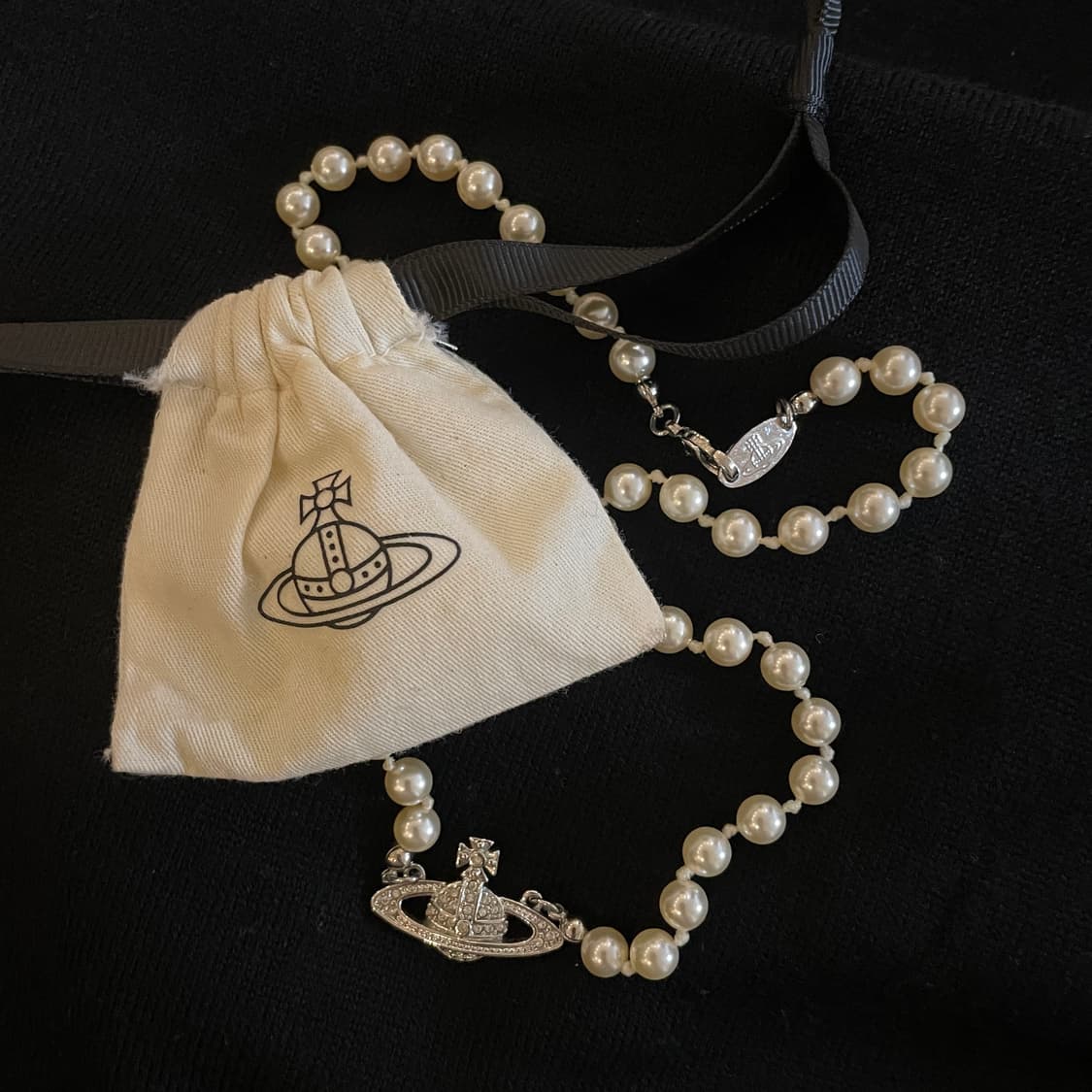 비비안웨스트우드 진주 미니 바스 릴리프 은장 목걸이  상품이미지1