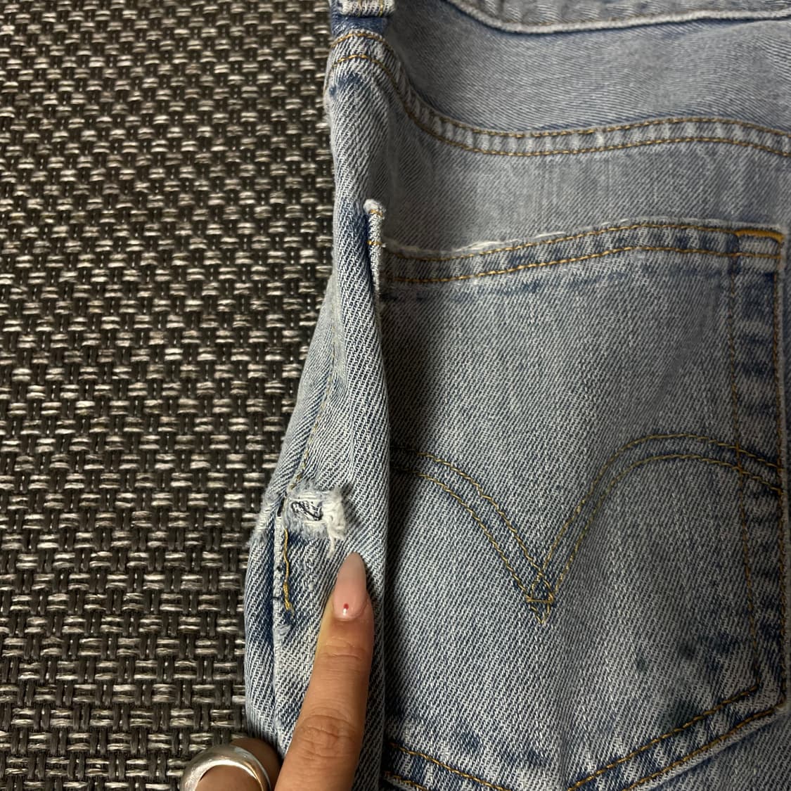 (36) 리바이스 550 36X32 연청 데님 팬츠 릴렉스드핏 상품이미지7