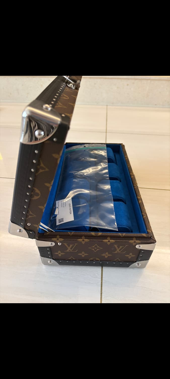 (새상품급) 루이비통 코프레 8 몽트레 모노그램 워치 케이스 상품이미지3