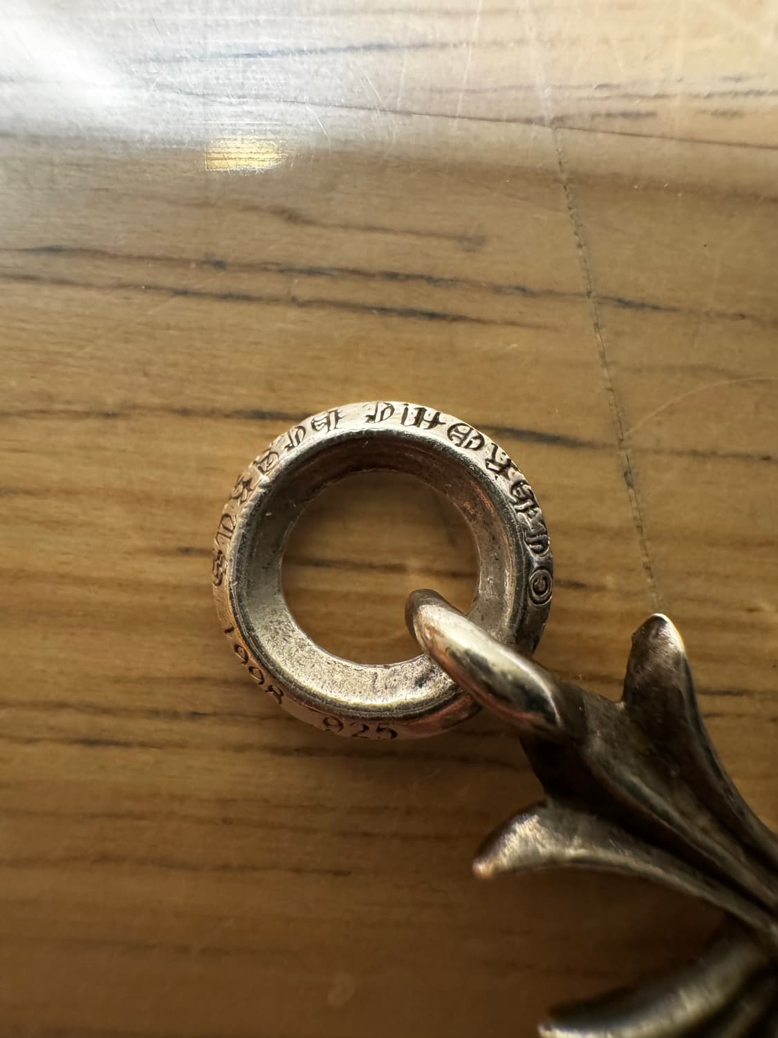 크롬하츠 타이니 크로스 펜던트 상품이미지3