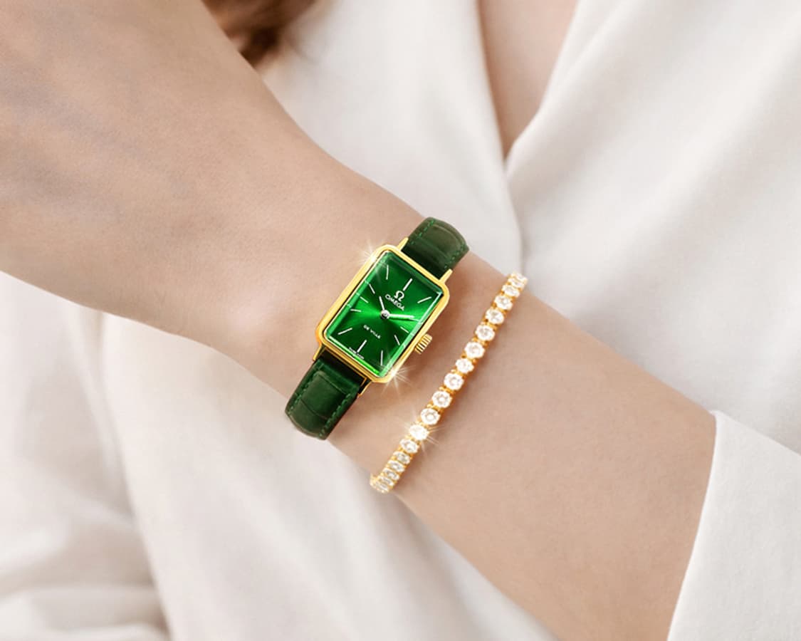 오메가 드빌 희귀 에메랄드 글라스 그린판 여성 수동 가죽 시계 상품이미지9