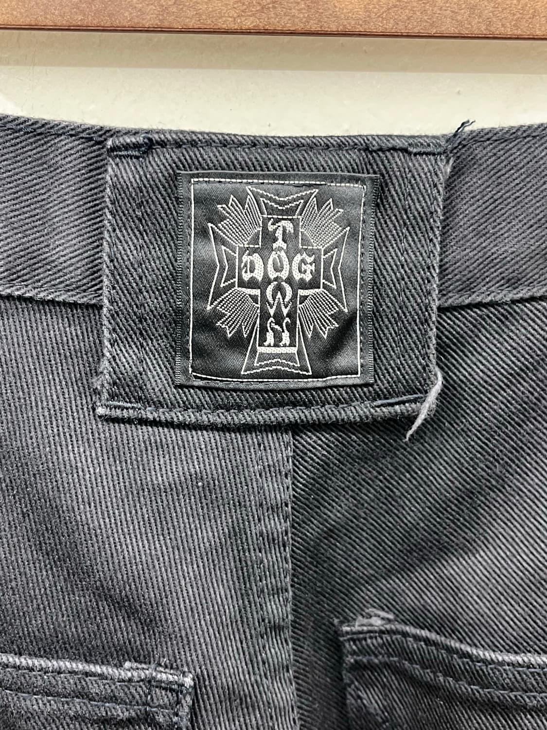 도그타운 7부 블랙 데님 팬츠 상품이미지5