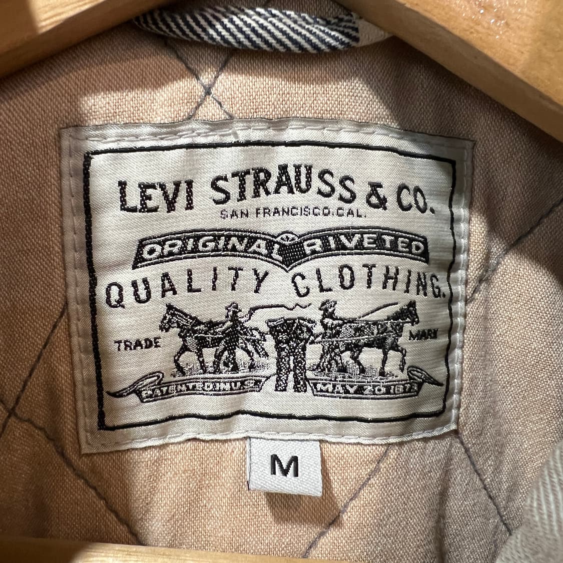 리바이스 퀼팅 체크 셔츠 상품이미지3