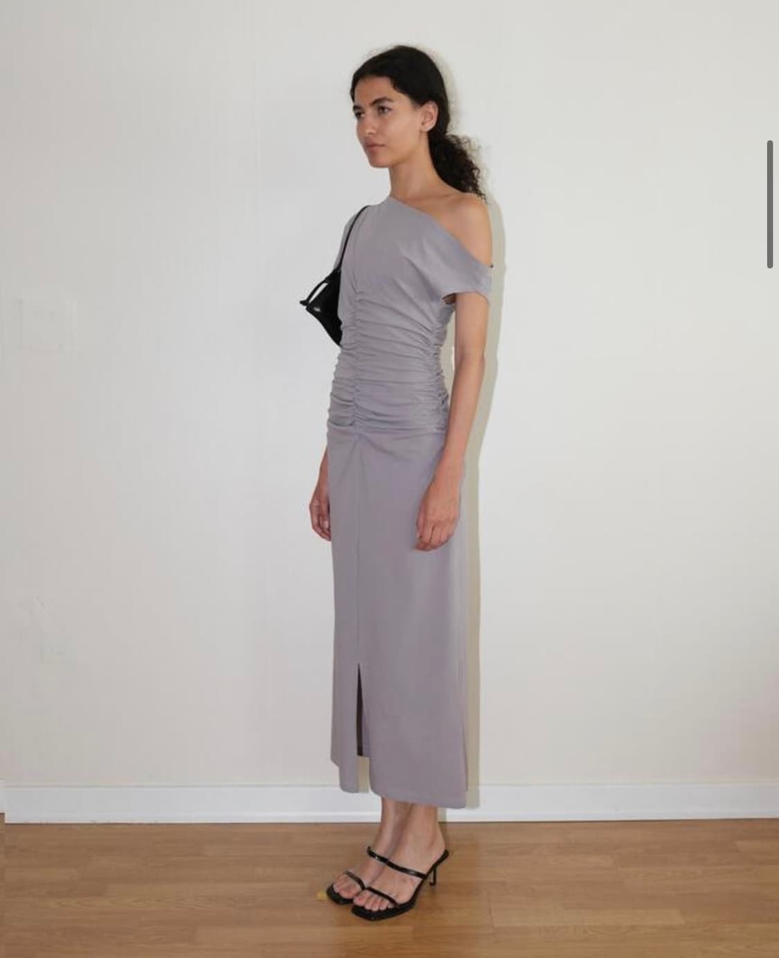 이콤마이 언밸런스드 선 드레스 그레이 새상품 상품이미지2