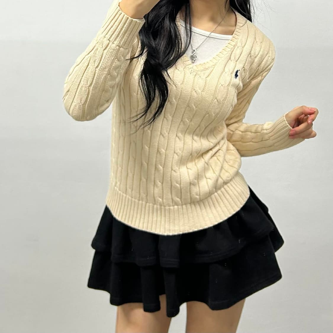 폴로 랄프로렌 신형 라벨 아이보리 걸즈 케이블 브이넥 니트(S) 상품이미지1