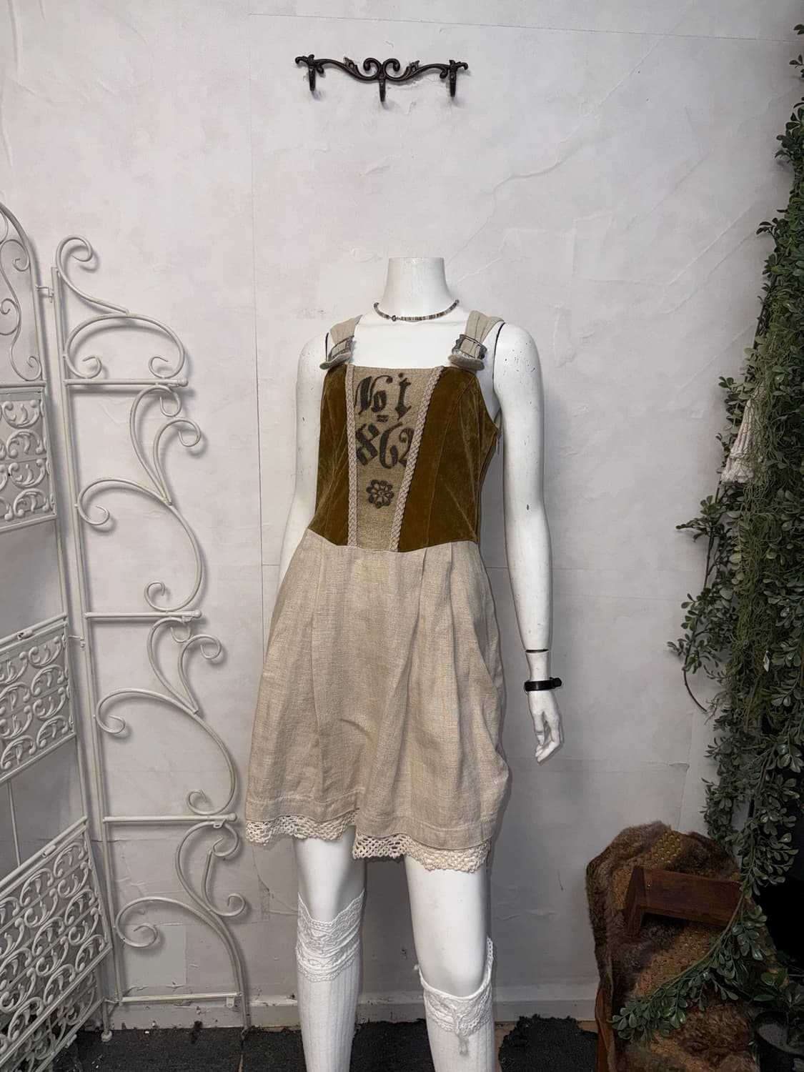 Beige brown linen shirring velvet ops  상품이미지5