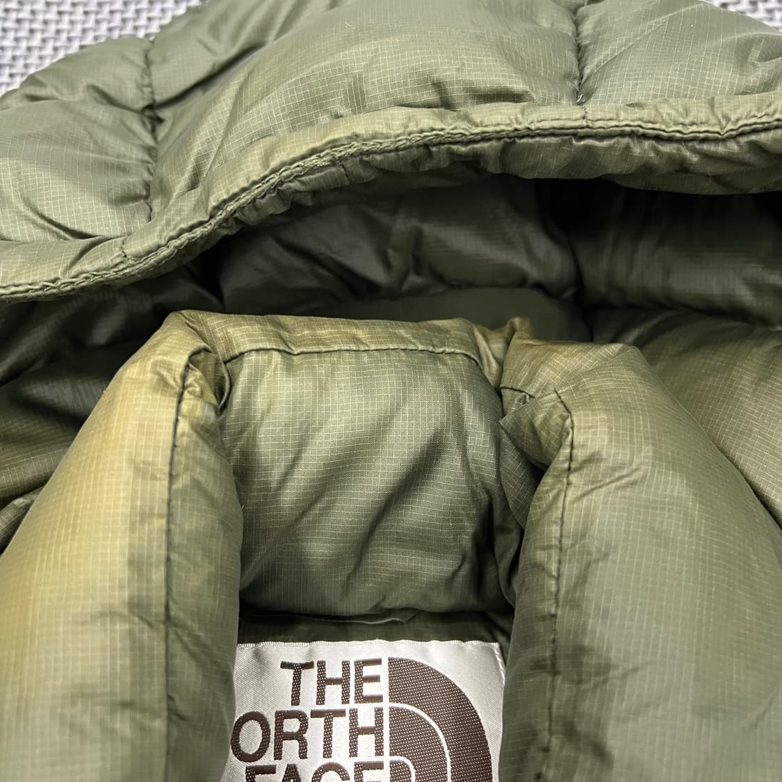 노스페이스 카키 조끼패딩 95 상품이미지2