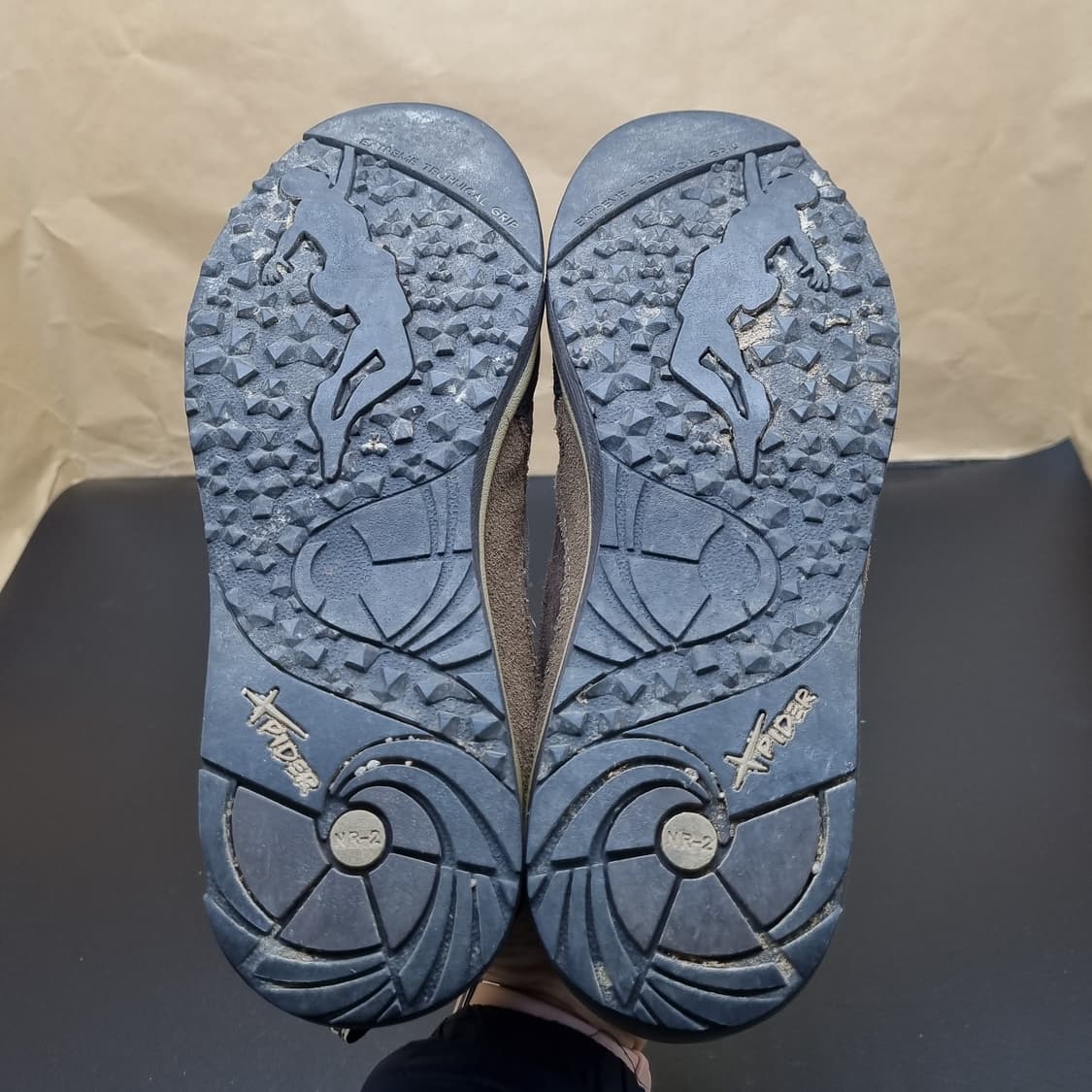 네파 여성트레킹화240 상품이미지3