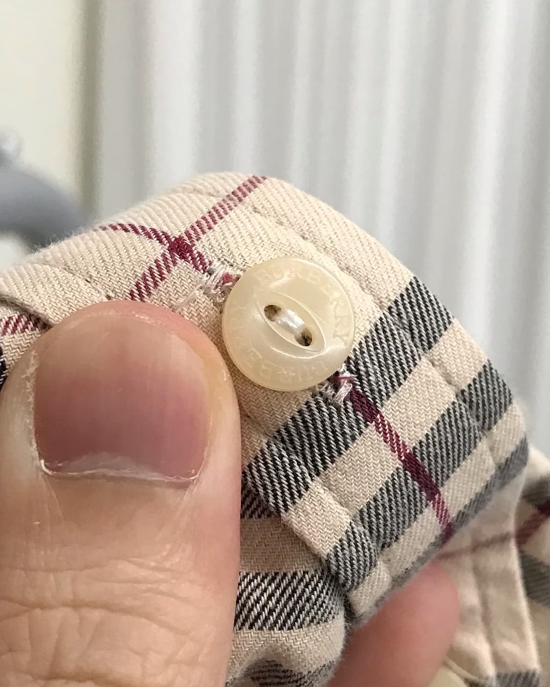 버버리 로고 노바체크 반팔 셔츠 상품이미지4