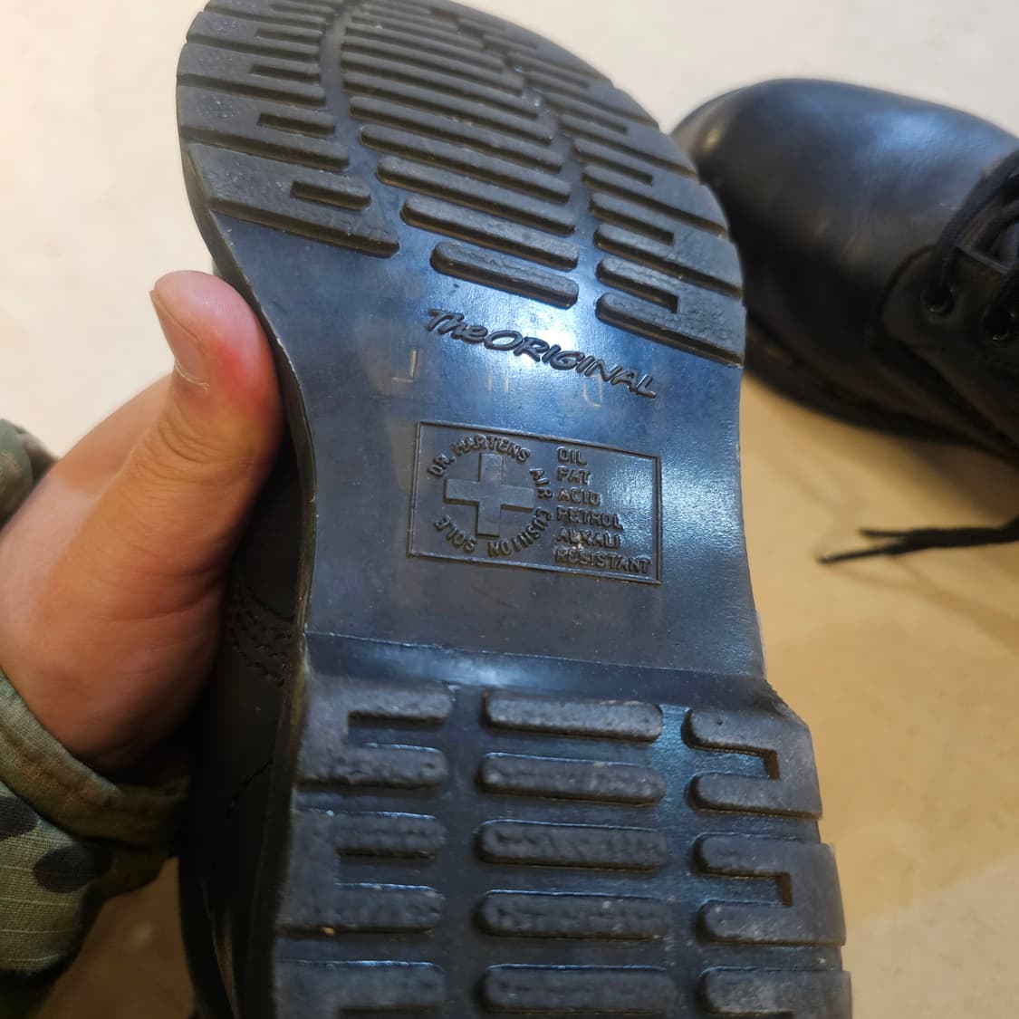 235 닥터마틴 털 8홀 부츠  상품이미지2