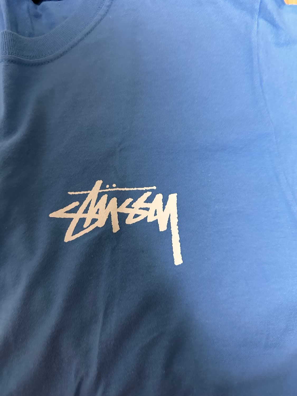 (탭만땐 새상품!!) 스투시 하늘색 반팔 티셔츠 M 상품이미지4