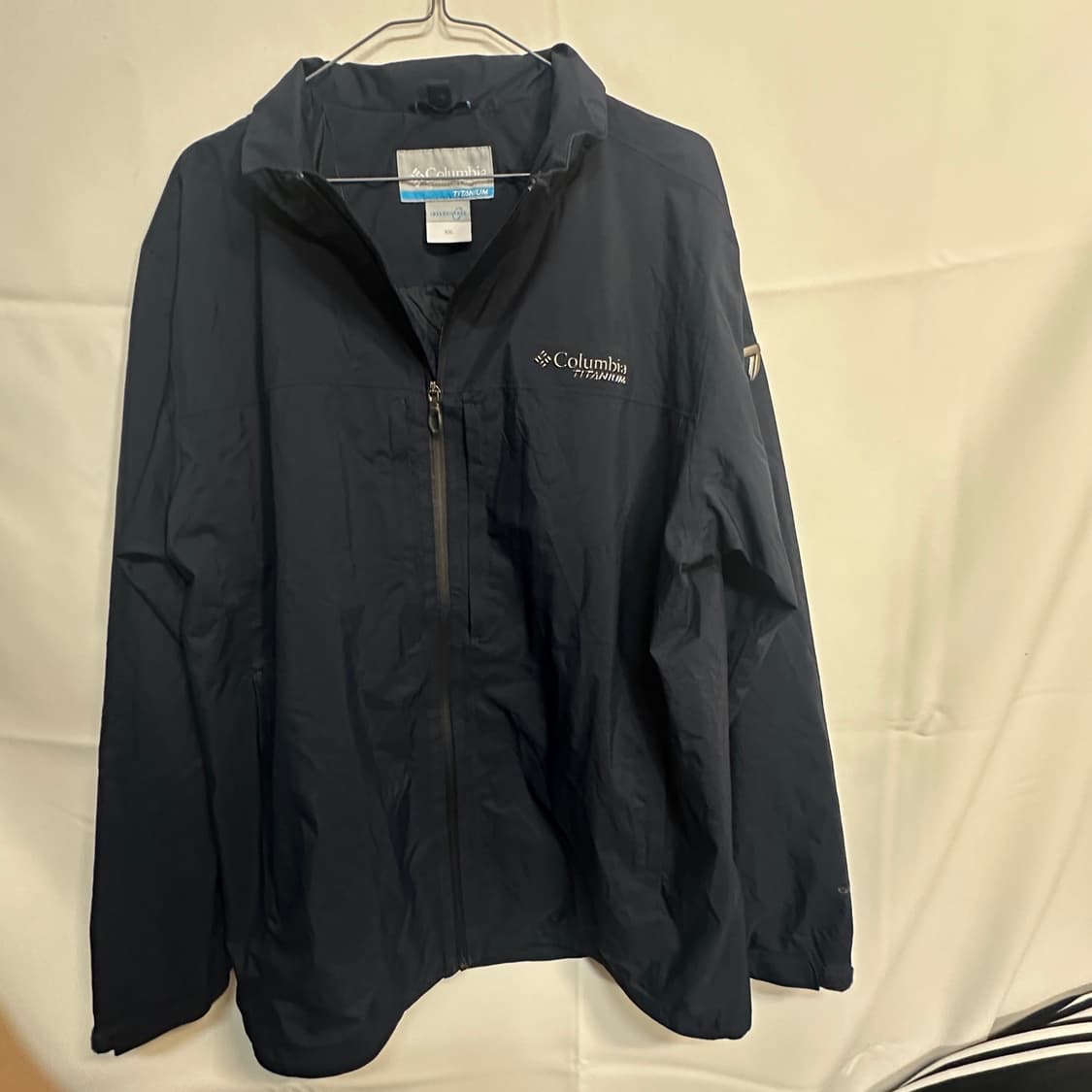 Columbia 타이타늄 바람막이 네이비 2XL 상품이미지1