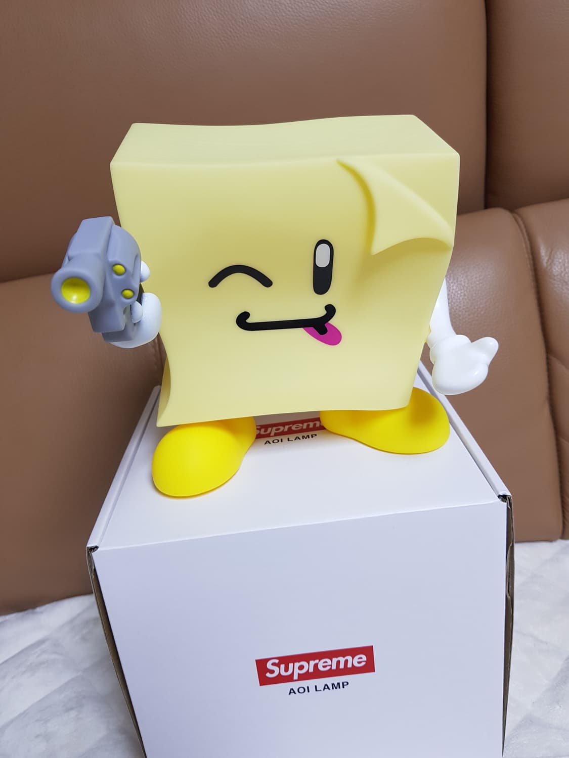슈프림 스티키 노트 몰디드 램프 옐로우 22SS 상품이미지2