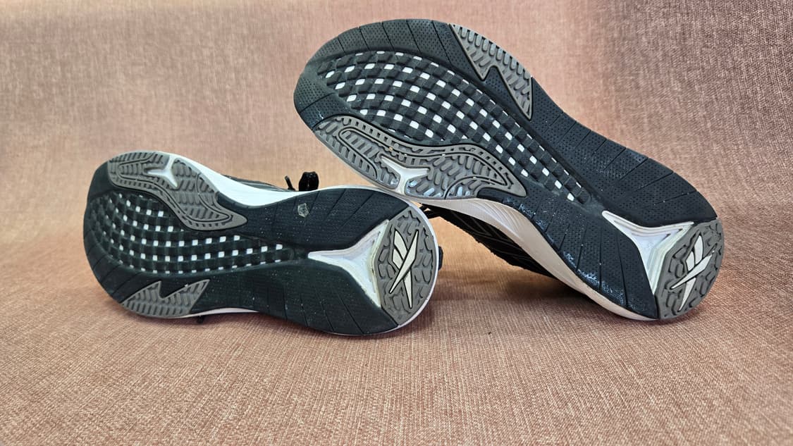 리복 런닝화 240mm 검정색 상품이미지6