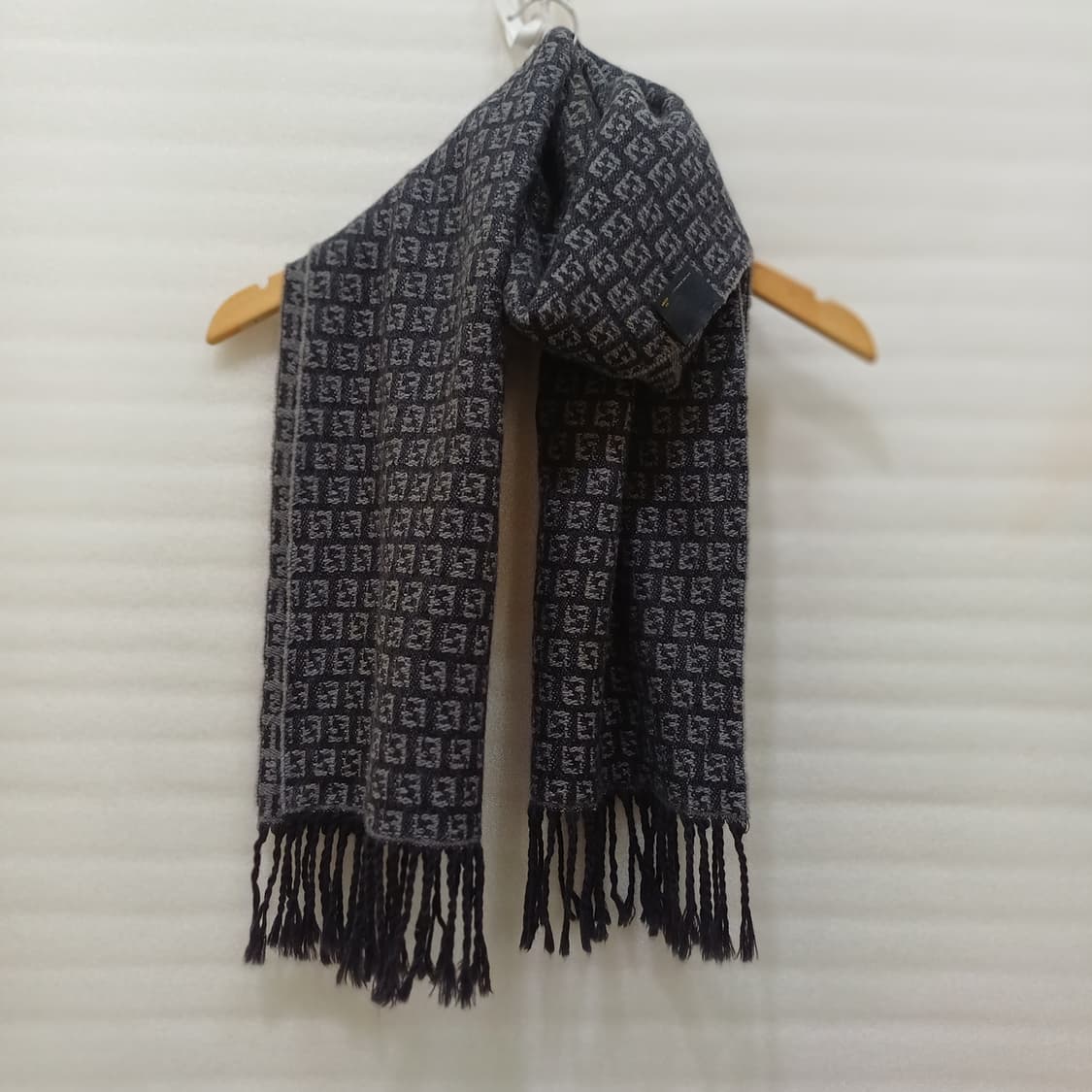 이태리정품 펜디 울 로고 머플러 목도리 남성 여성 사랑봉봉 상품이미지1