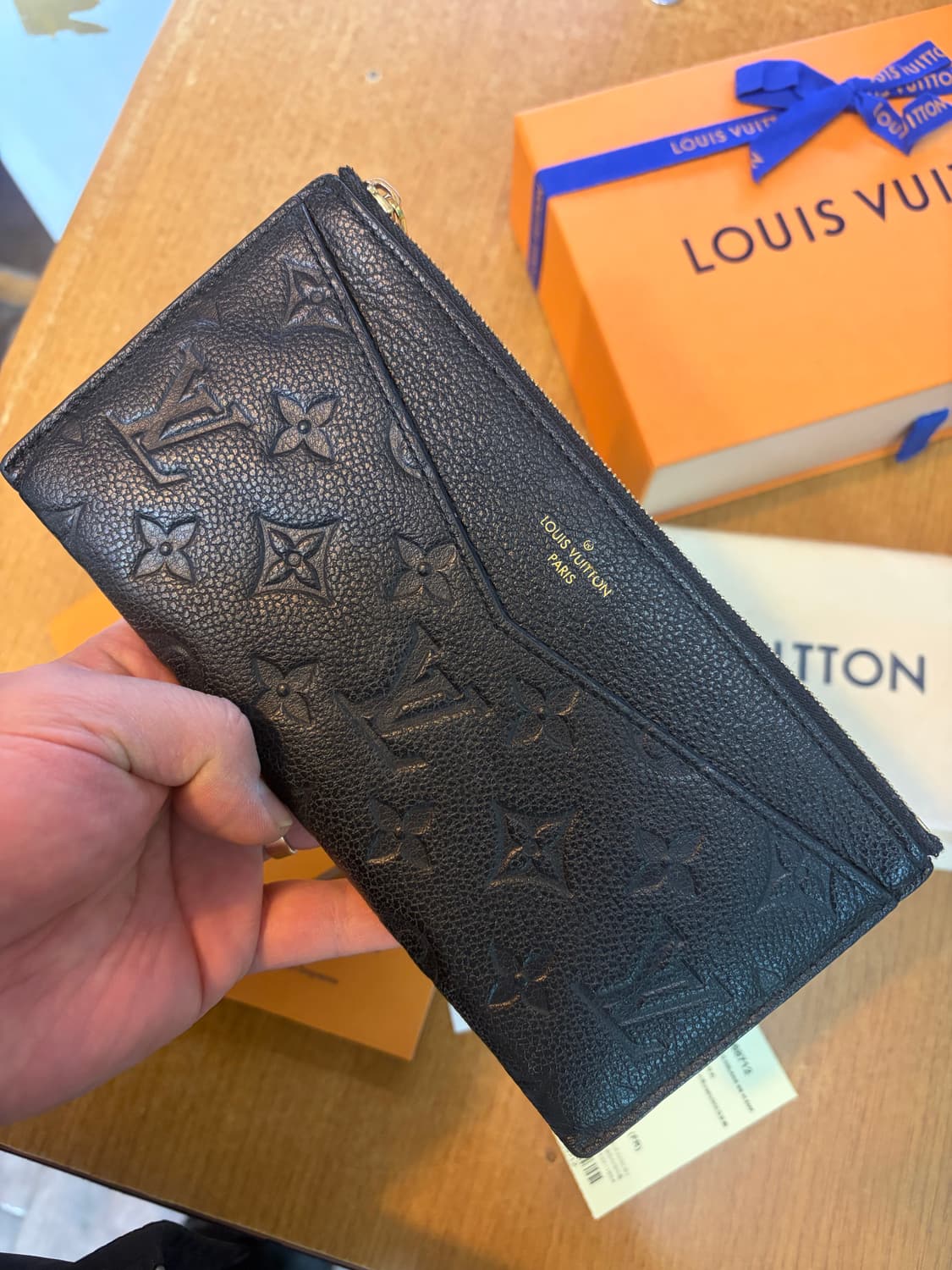 루이비통 장지갑 앙프랭뜨 멜라니bb 슬림파우치형  상품이미지2