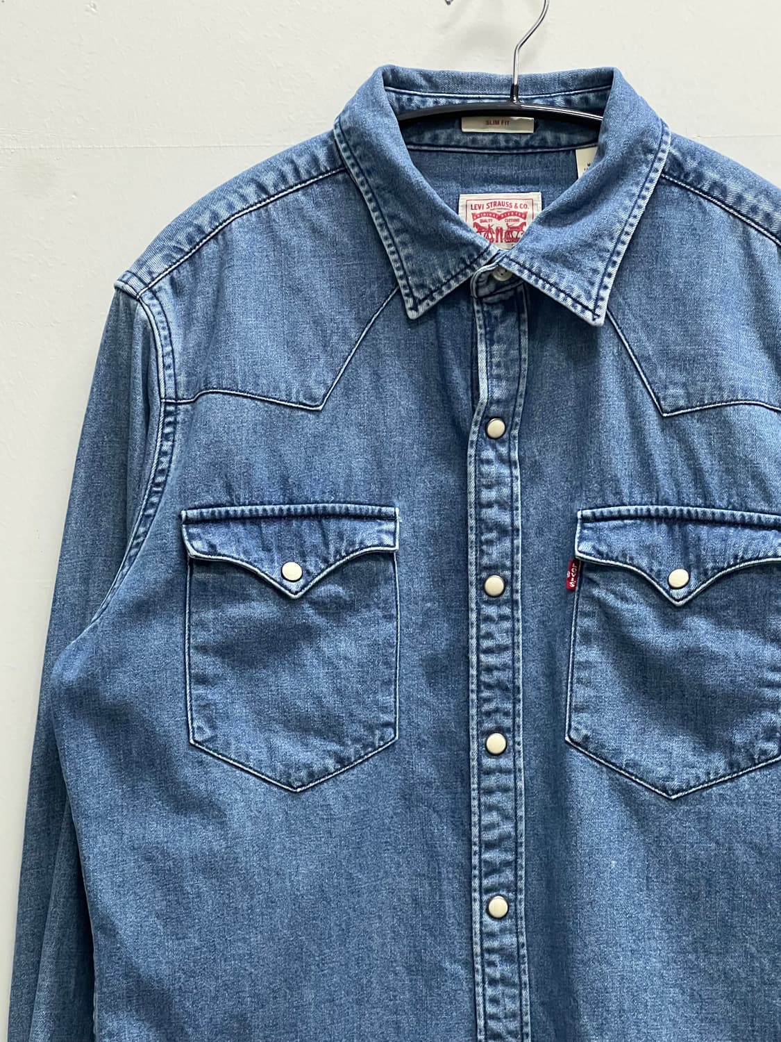 리바이스 슬림핏 웨스턴 데님 셔츠 상품이미지3