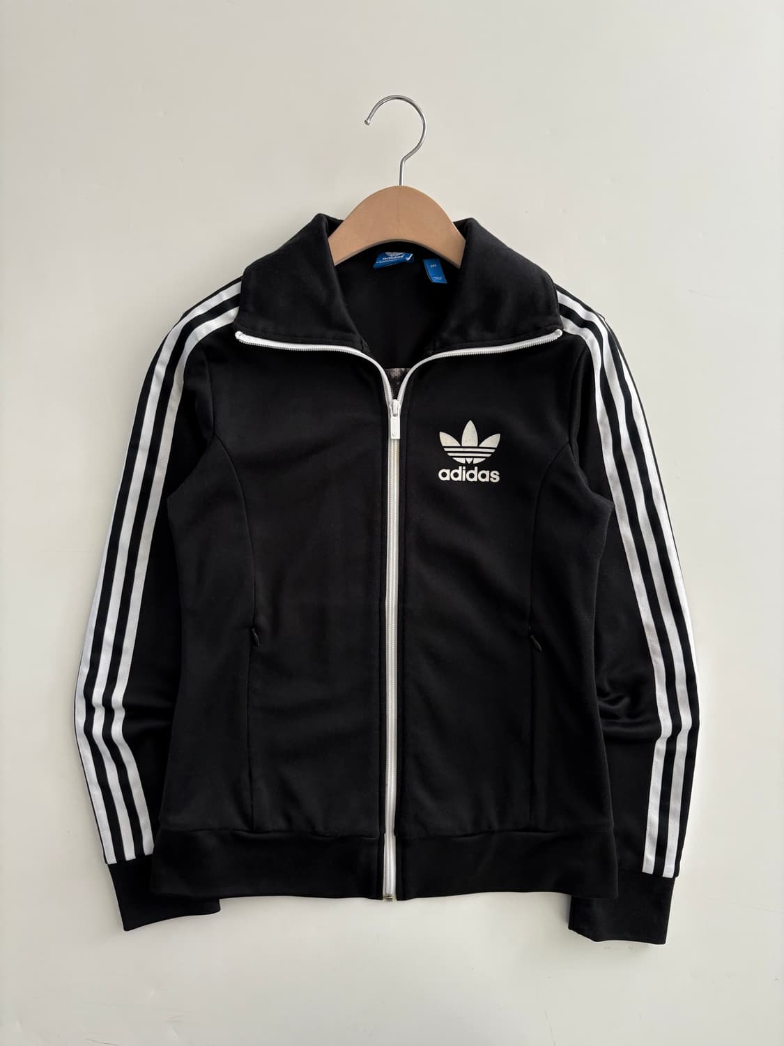 Adidas 아디다스 블랙컬러 안감 레오파드 유로파 트랙탑 상품이미지4