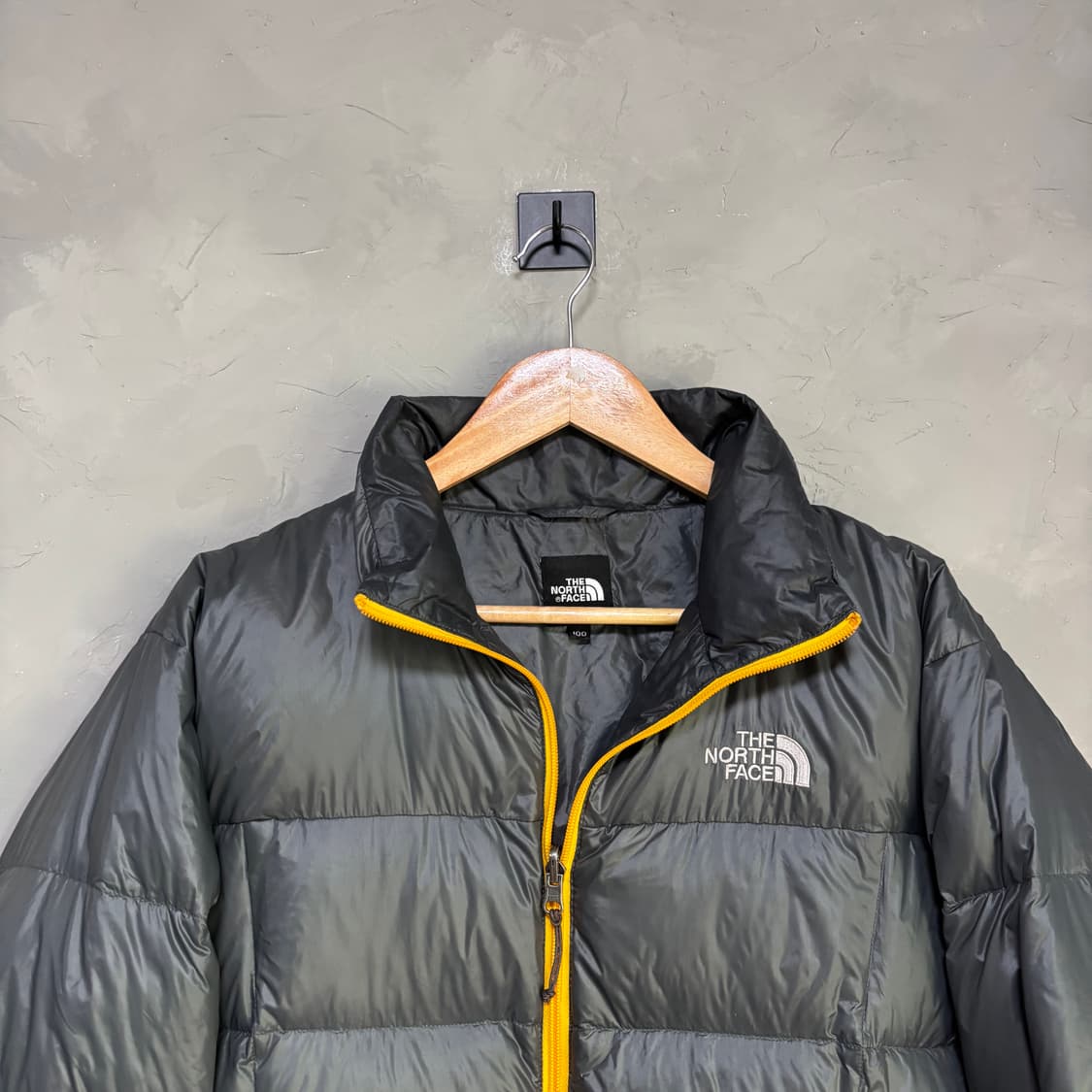 노스페이스 600 구스다운 경량패딩 그레이 상품이미지2