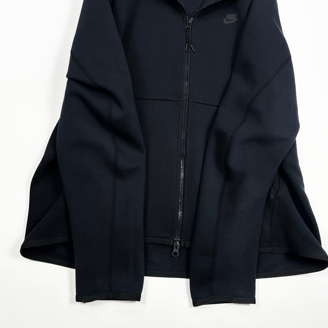 나이키 퓨추라 테크팩 블랙 후드집업 (XL) 상품이미지3