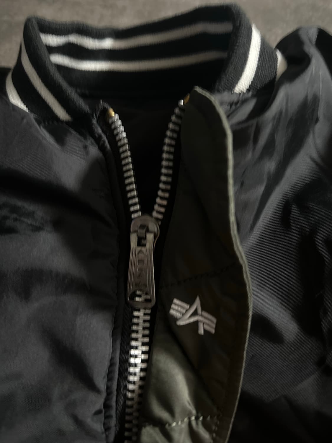 알파 인더스트리 리버시블 양면 MA-1 항공점퍼 상품이미지5