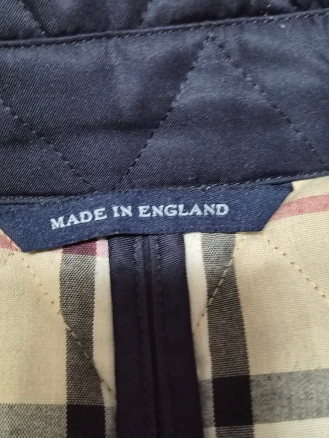 (정품) 버버리 퀼팅 자켓 L (여성 명품 패딩 점퍼) 상품이미지3