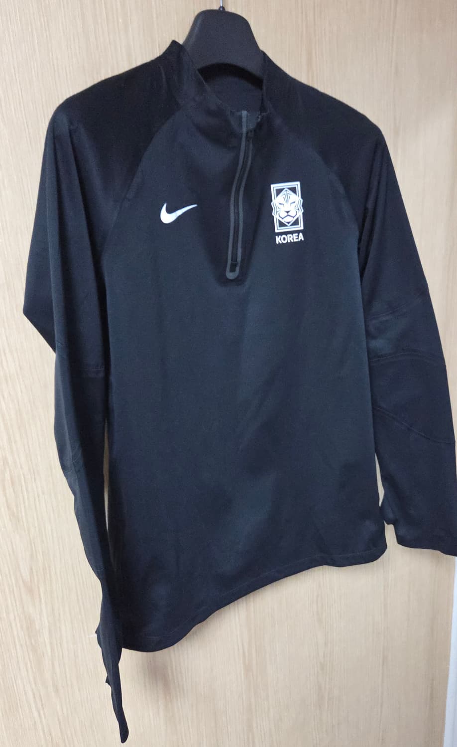 (착샷) 나이키 22-24 쉴드탑 드릴탑 윈터 워리어 트레이닝 상품이미지2