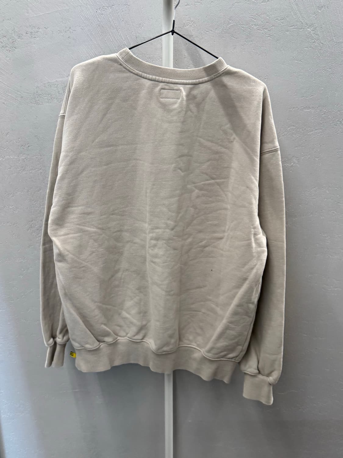 디스이즈네버댓 맨투맨 L 베이지 상품이미지6