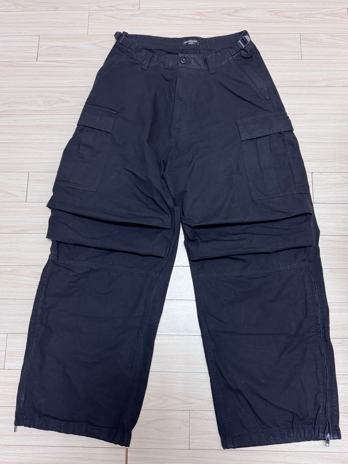 [46] 발렌시아가 풀드 카고팬츠 블랙 상품이미지2