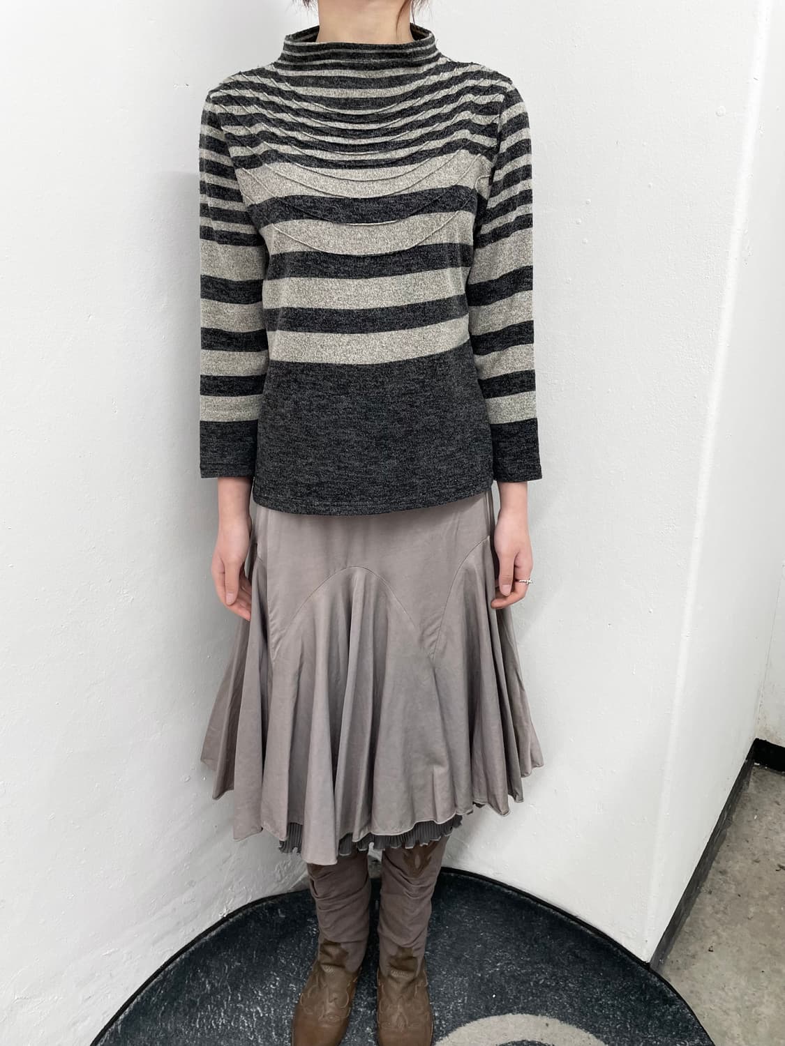 니혼진 너드 스트라이프 절개 탑 상품이미지2