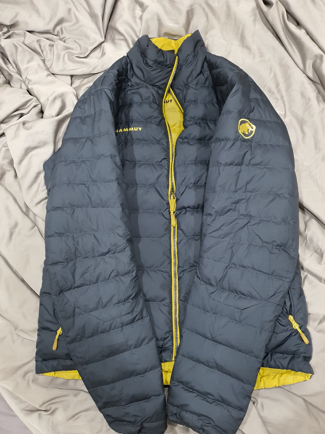 마무트 리버시블 경량패딩 상품이미지3