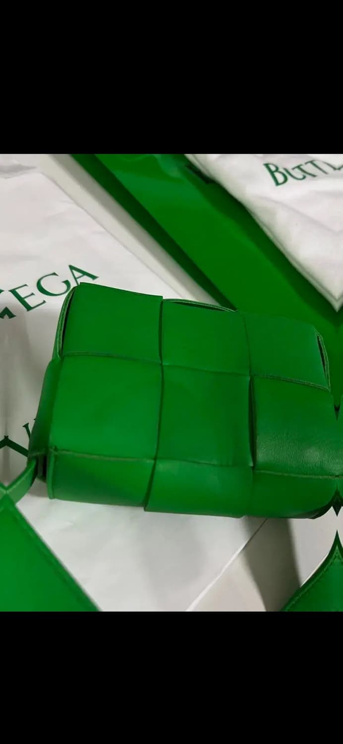 보테가베네타 카세트백미니 급처 상품이미지5