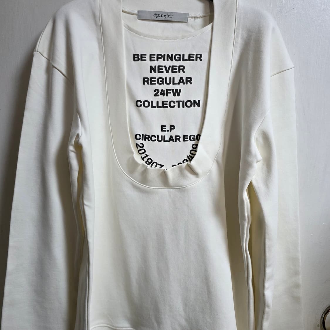 새상품) 에핑글러 레터링 티셔츠 아이보리색상(44-55사이즈) 상품이미지3