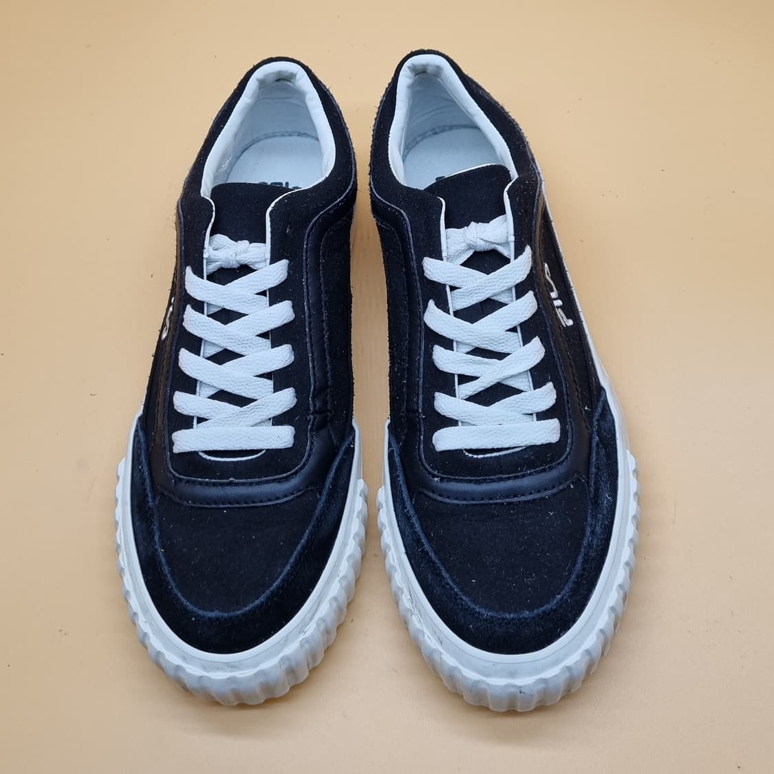 휠라 콜드웨이브 블랙 스니커즈250 상품이미지2