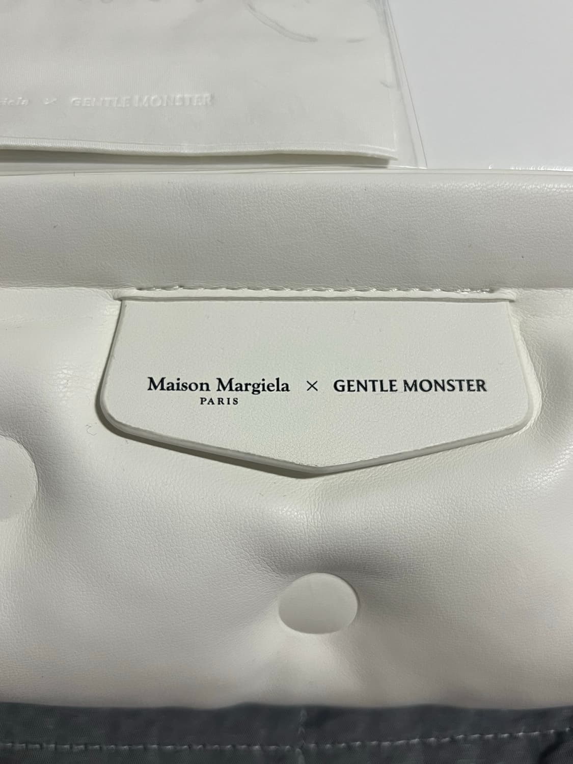 젠틀몬스터 x 메종 마르지엘라 MM-214 상품이미지3