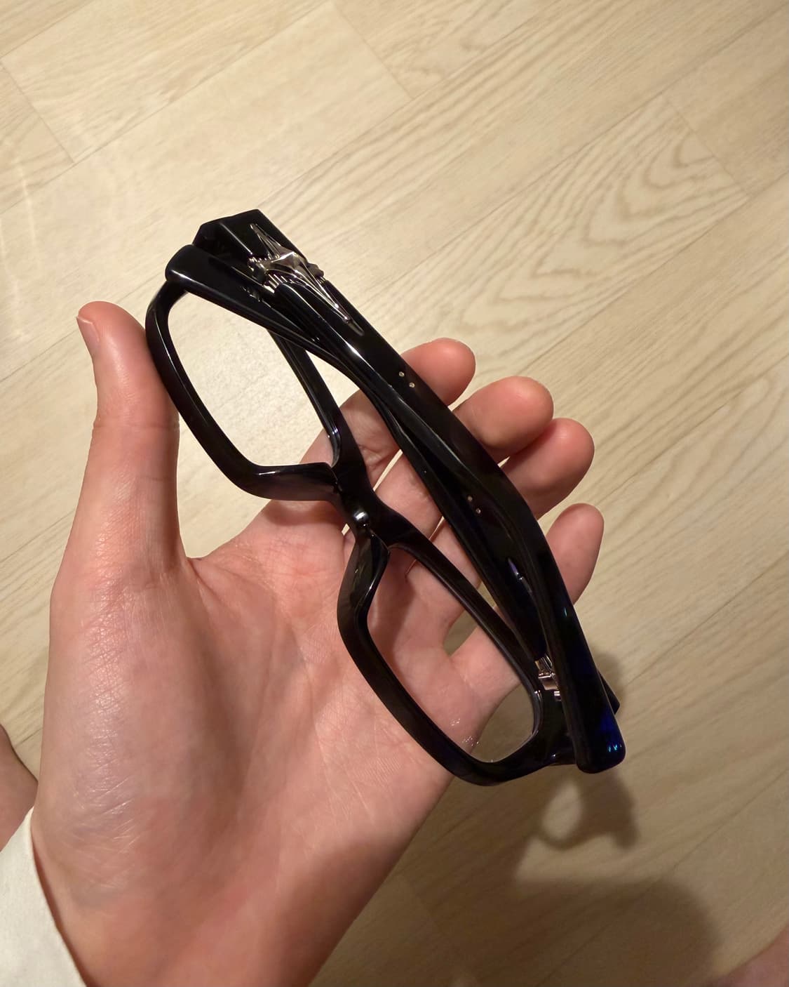 젠틀몬스터 칸트01 상품이미지2