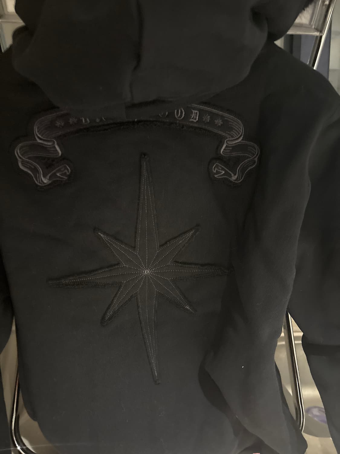 배드블러드 퍼 후드집업 상품이미지2