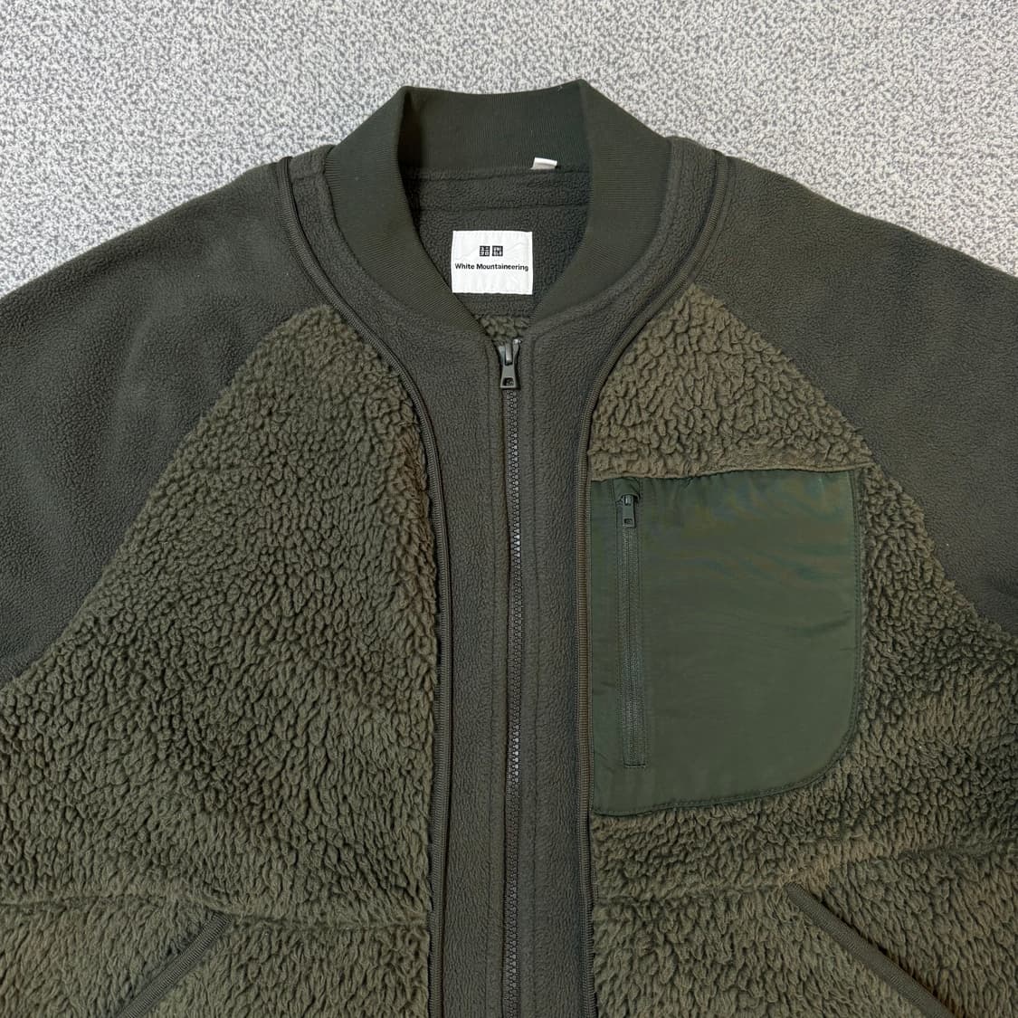유니클로 x 화이트마운티어링 카키 후리스 자켓 L 상품이미지6